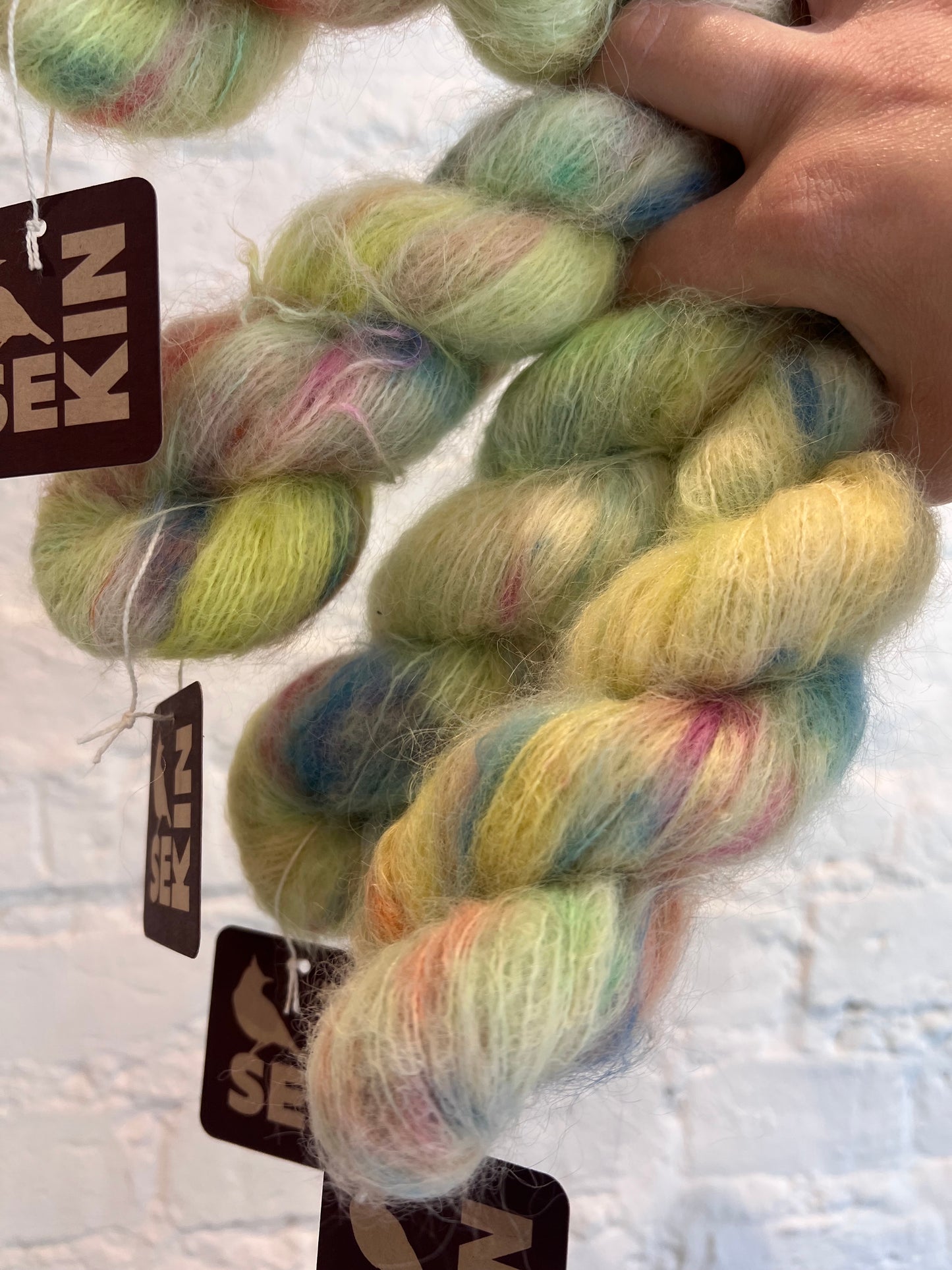 Sekin Håndfarvet Suri Alpaca 50g - Sommerblomster