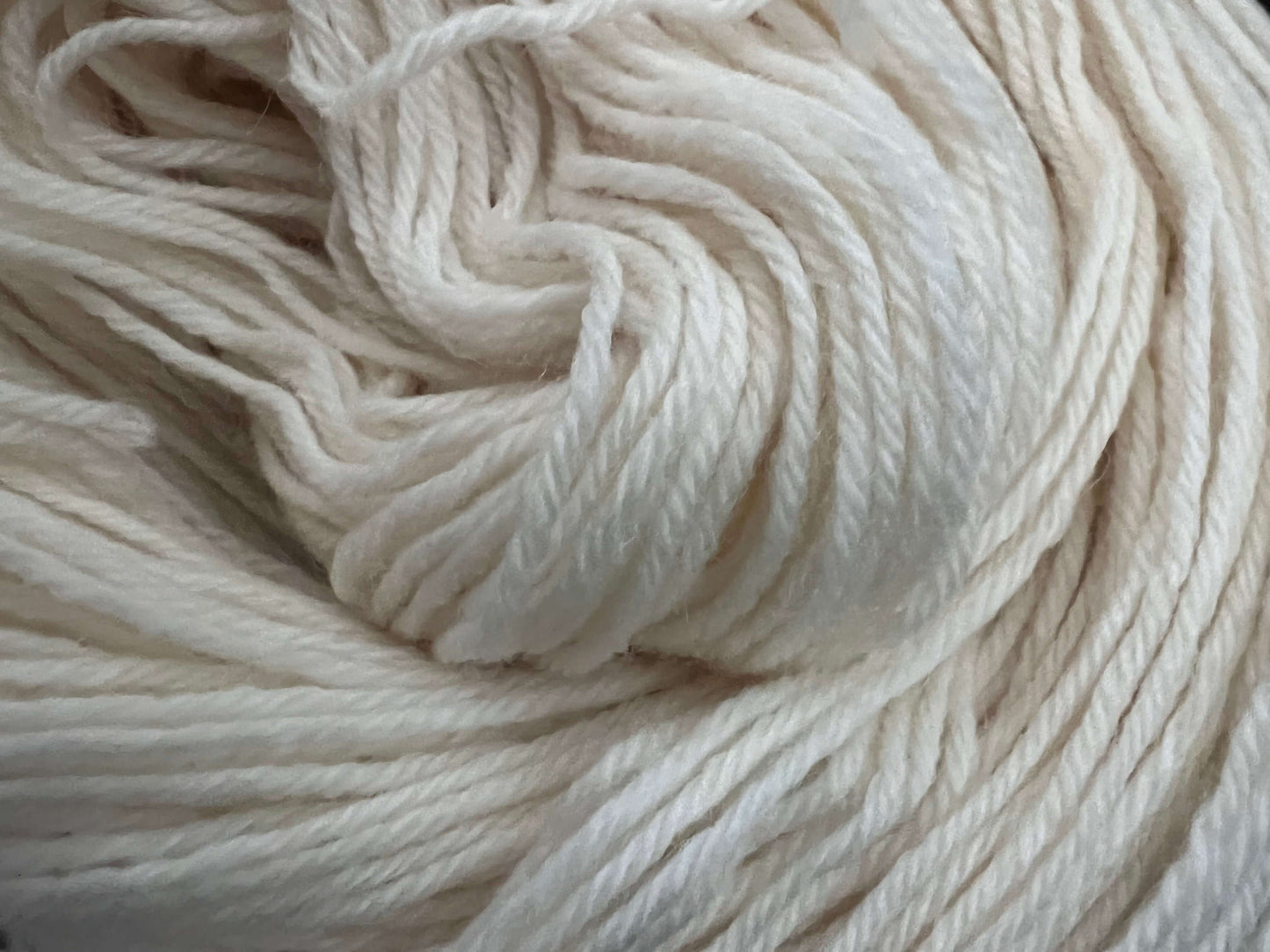 100% Highland Wool 100g - 9/4nm Sekin