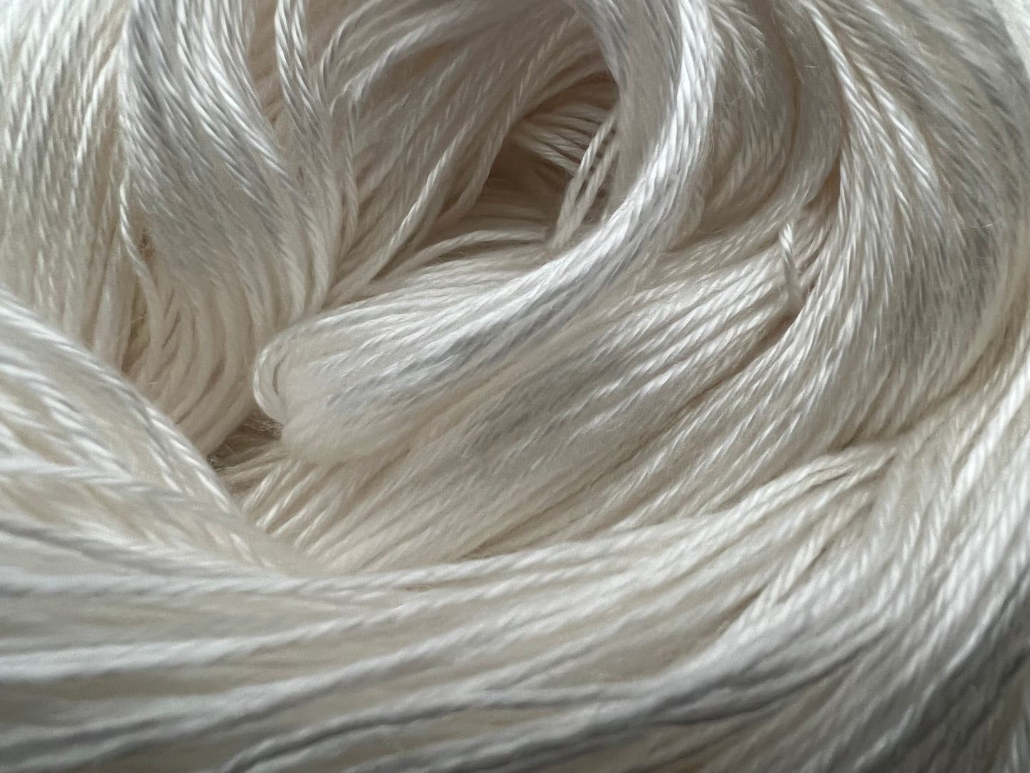 100% Tencel DK 100g - 9/4nm Sekin