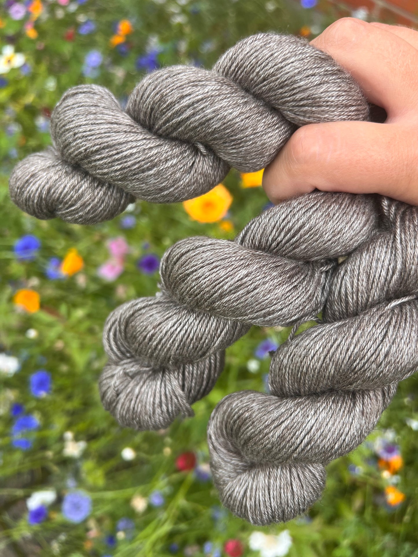 50% Yak 50% Silk 4ply 50g