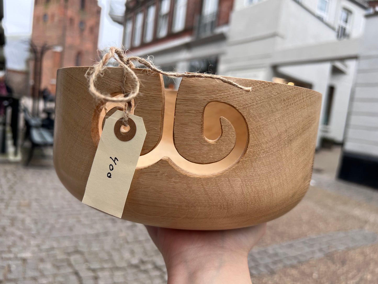 Stor garnskål hånddrejet i træ