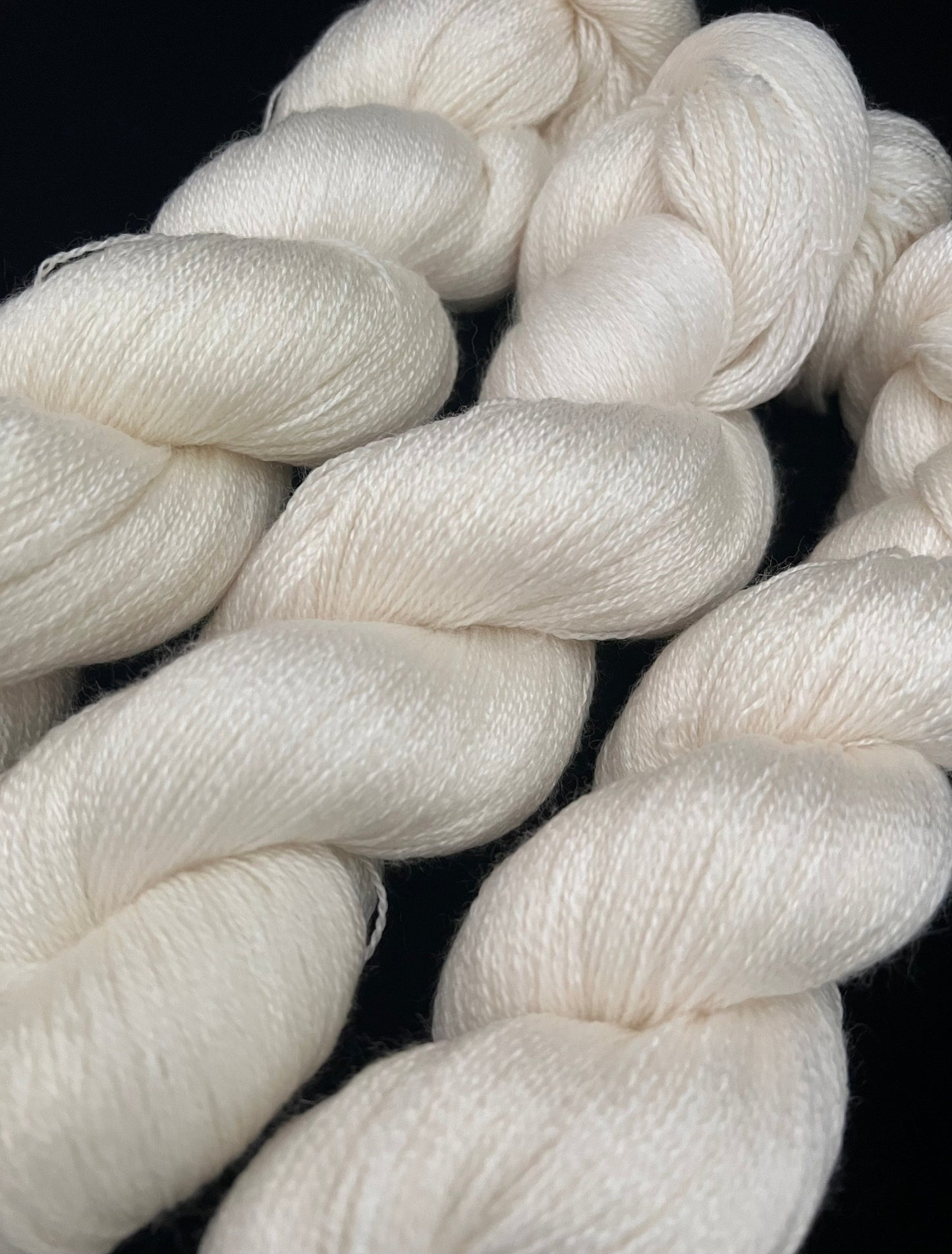 50% SW Merino/50% Tencel Lace 100g - 16/2nm Sekin