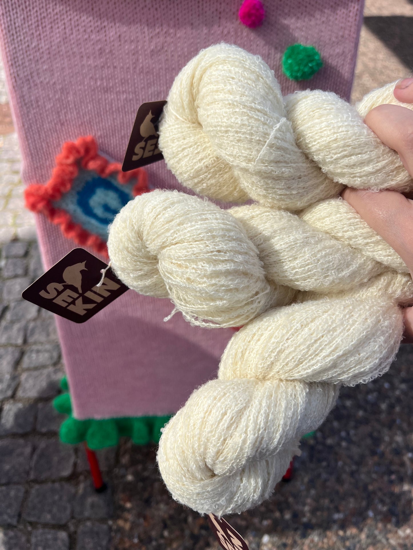 Merino Boucle 4ply 100g