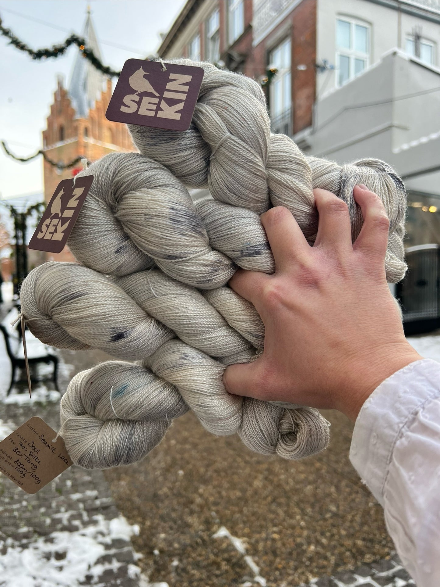 Sequin Hand Dyed Seasilk Lace 100g - Soul