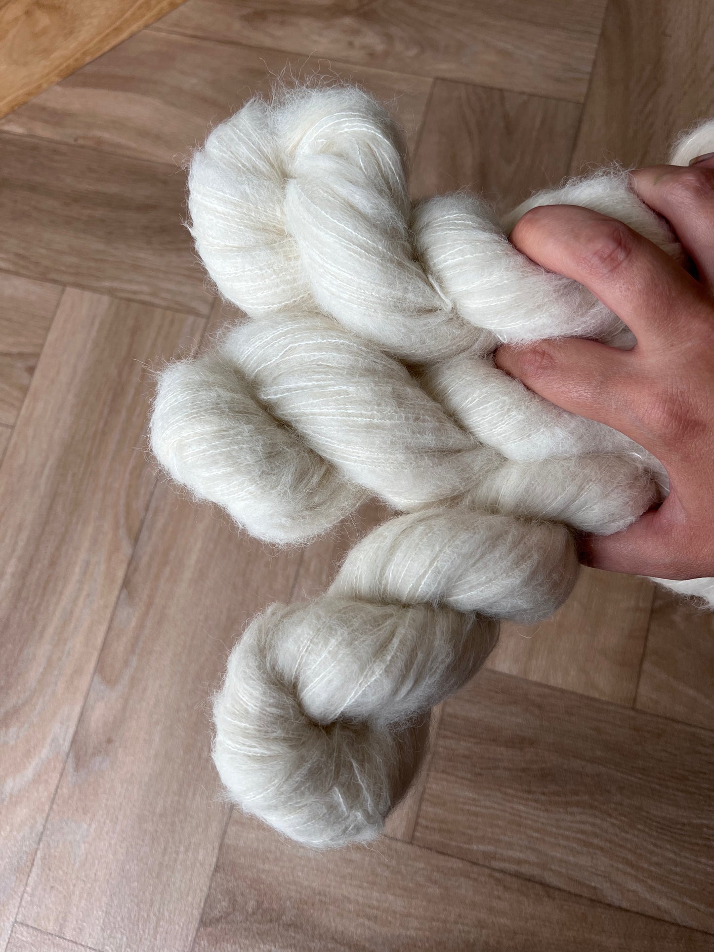 Suri Silk Cloud 50g