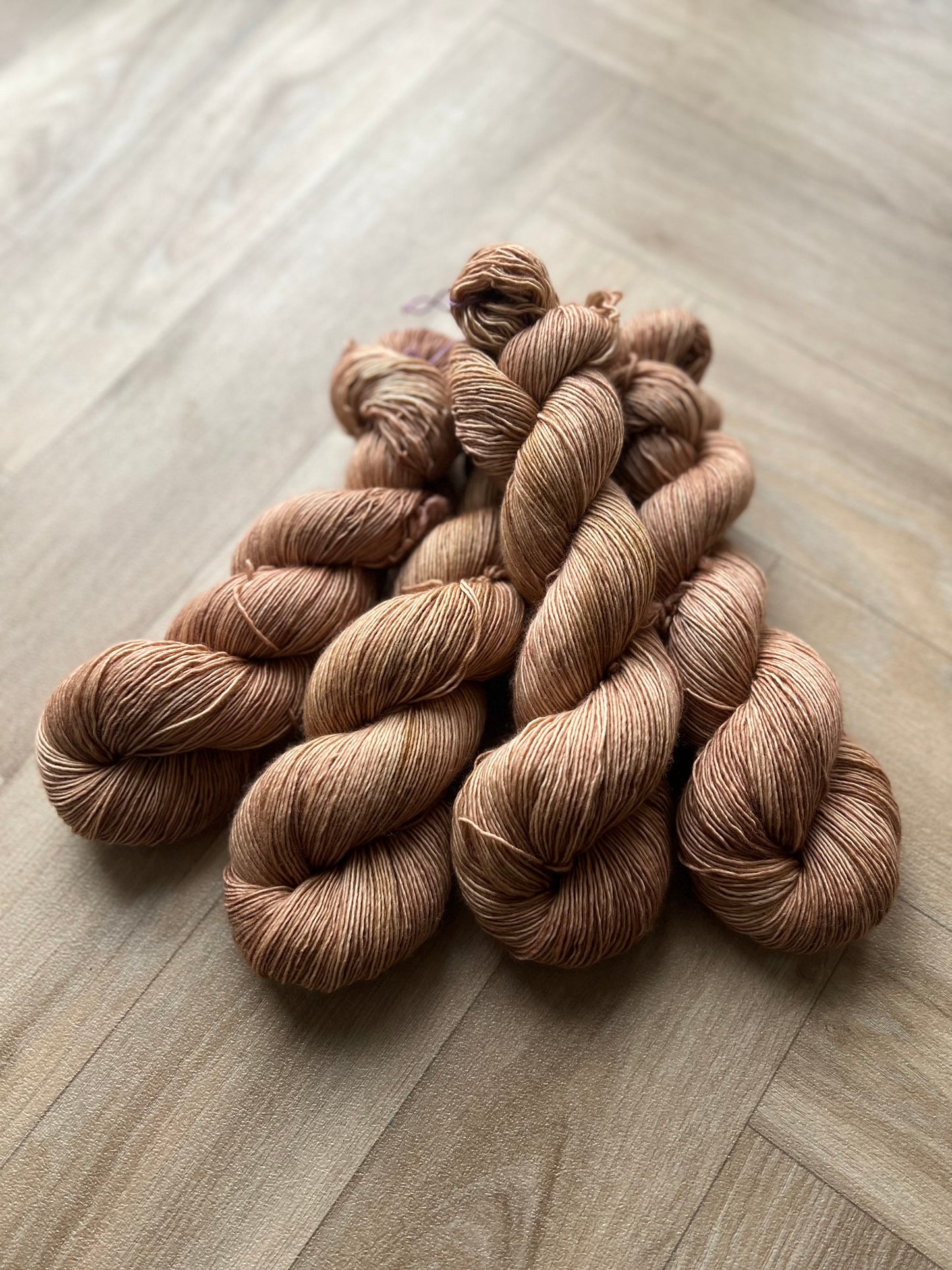 Sekin Håndfarvet Merino Single 100g - Bear