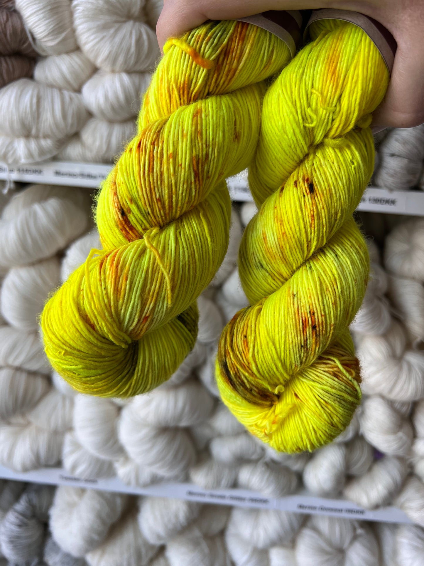 Sekin Håndfarvet Merino Single 100g - "Fuorescent Banana"