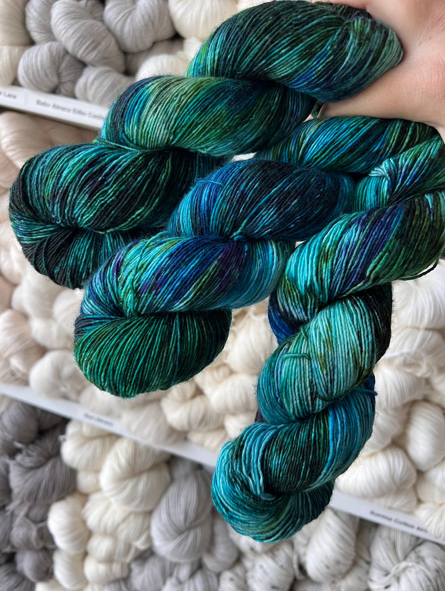 Sekin Håndfarvet Merino Single 100g - "Nightshade”