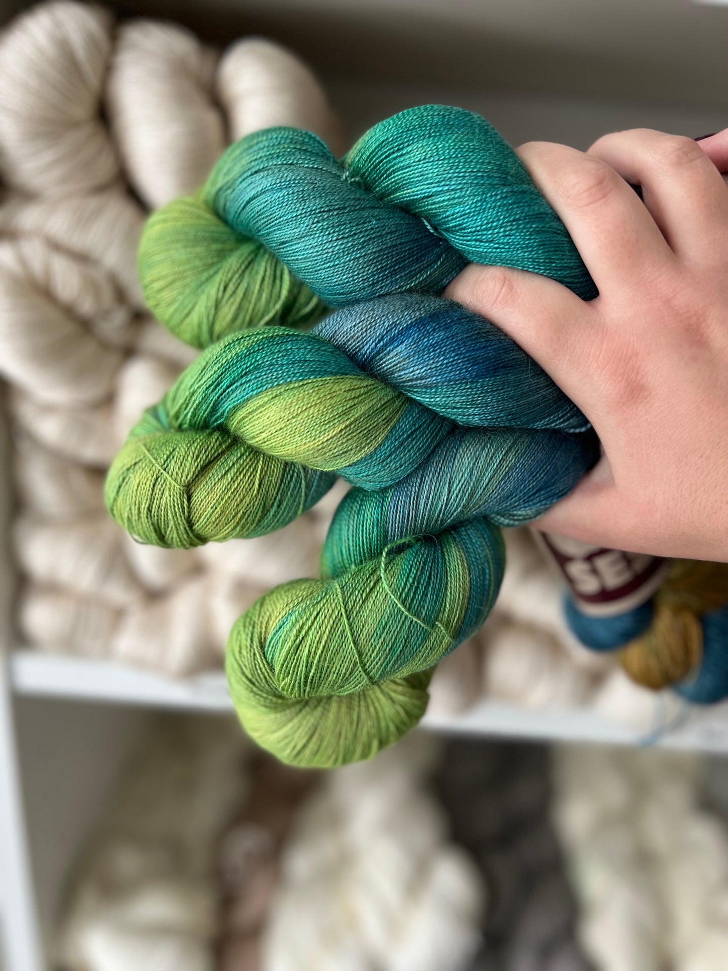 Sekin Håndfarvet Baby Camel/Silke Lace 100g - "Tropical"