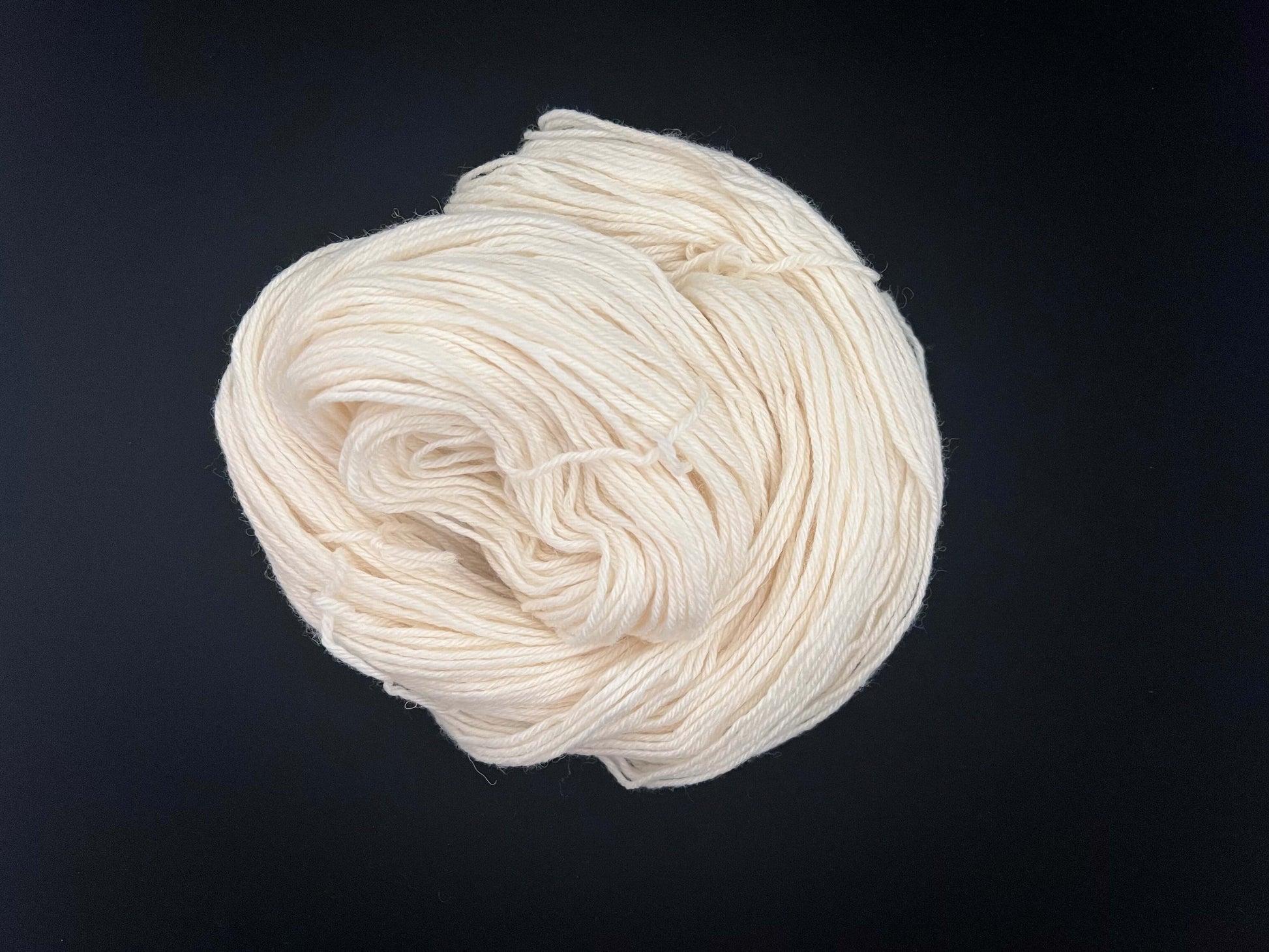 100% Highland Wool 100g - 9/4nm Sekin