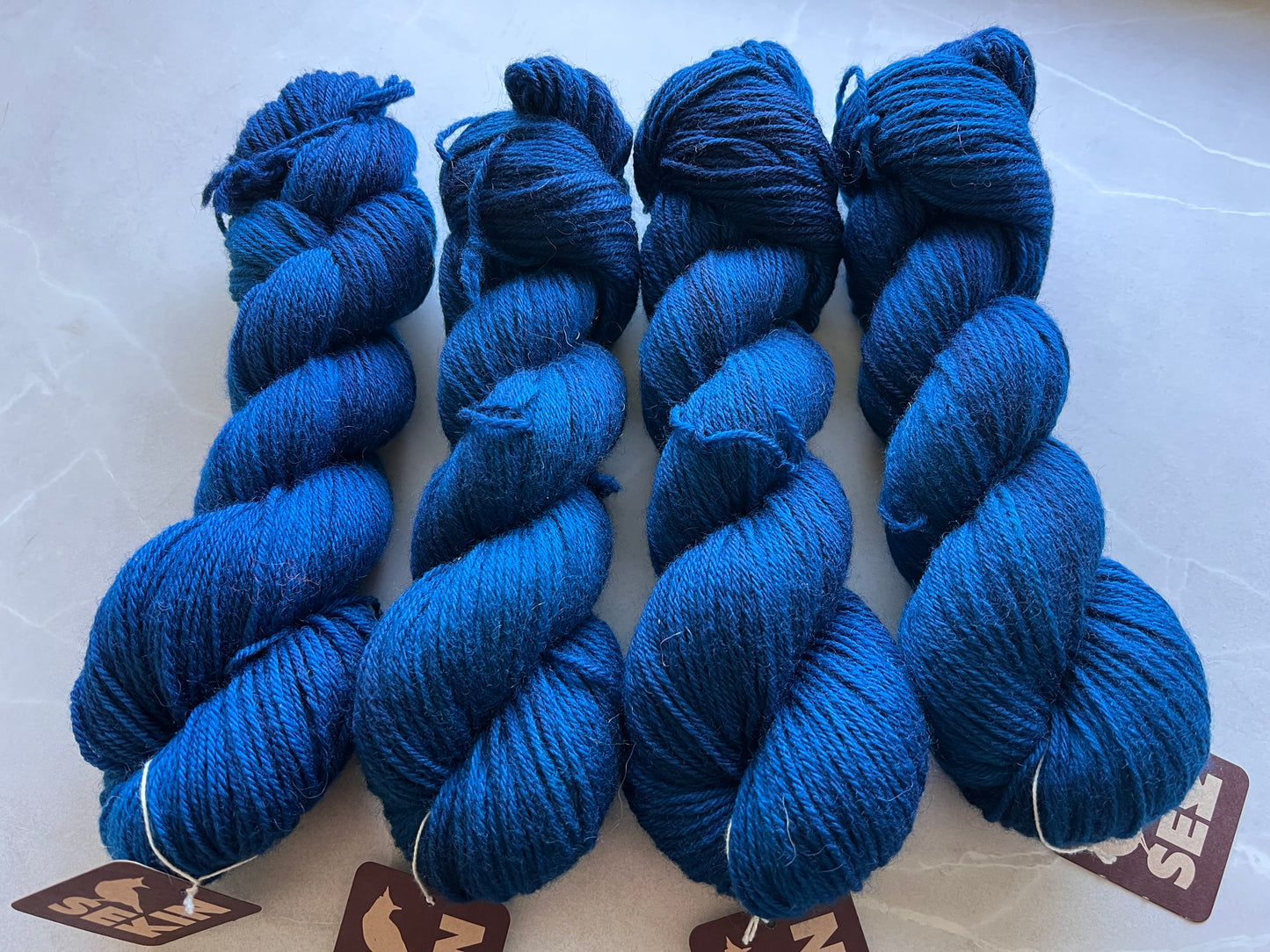 Sekin Highland Wool DK 100g - “Blå”