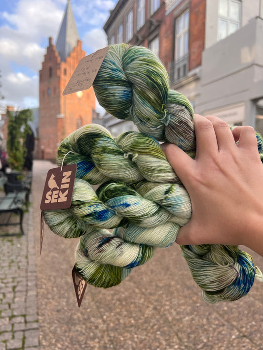 Sekin Håndfarvet Merino Single 100g - "Kid ud"