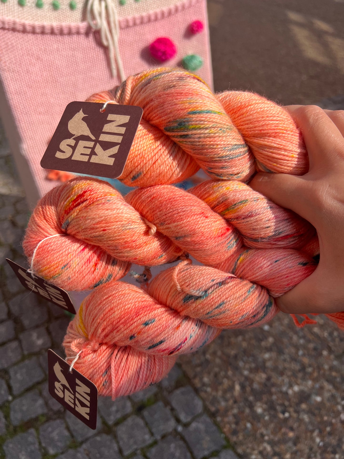 Sekin Håndfarvet Twisted Sock DK 100g - "Peach Party”