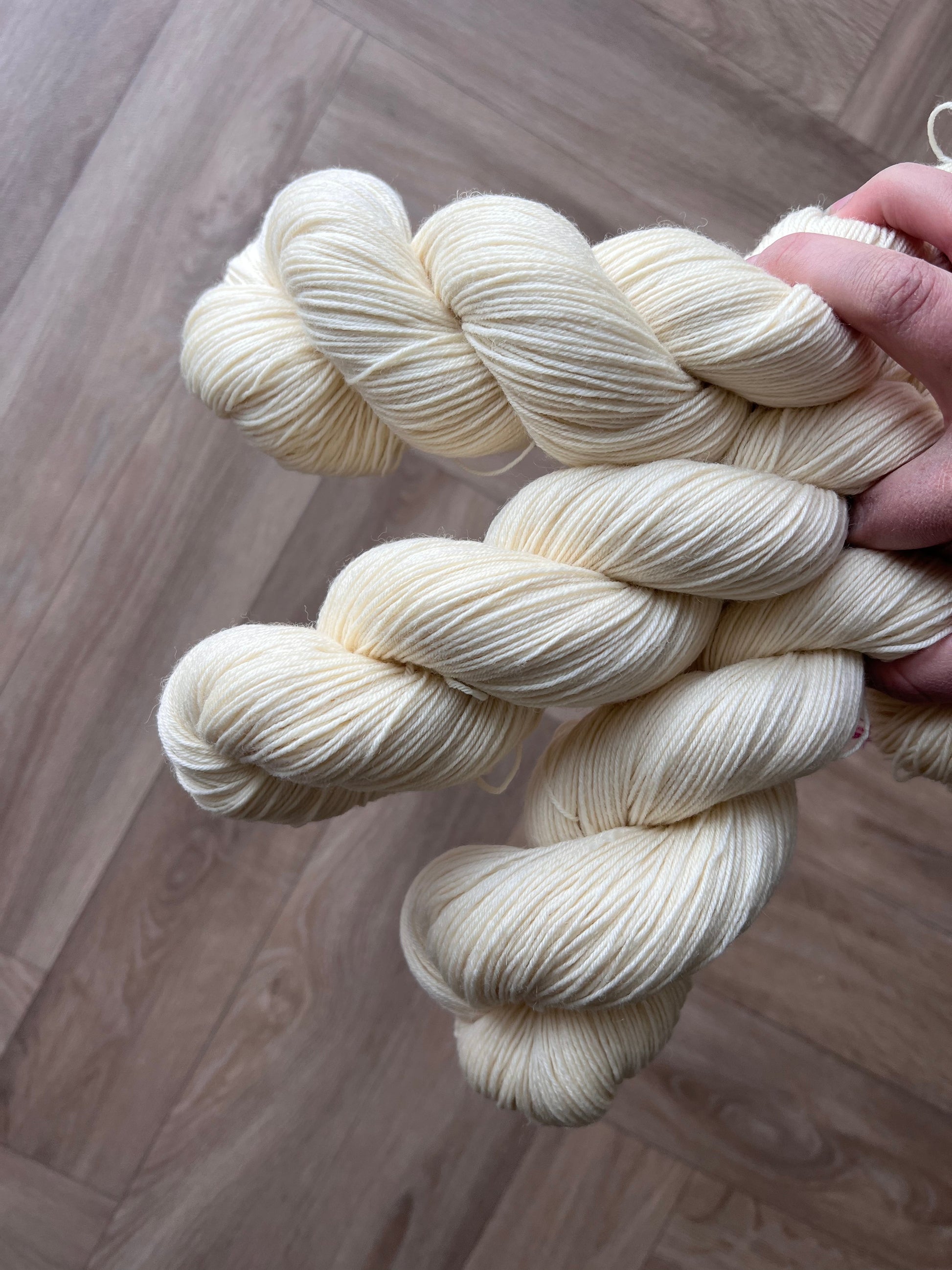 BFL (Bluefaced Leicester Wool) 100g - 4ply Sekin