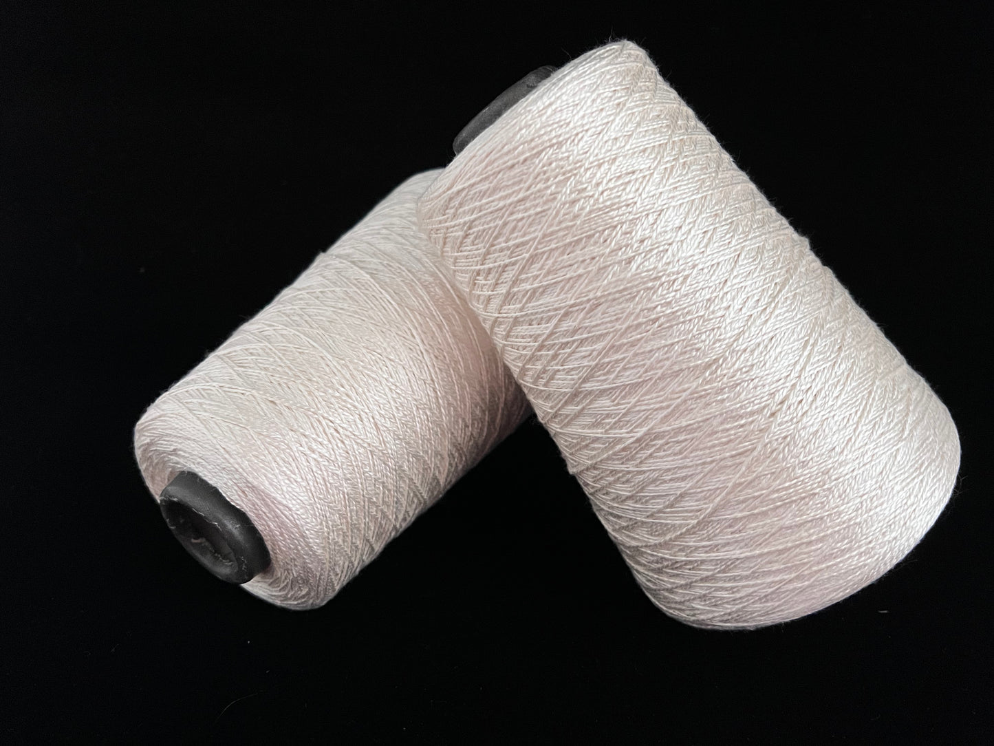 Swiss Mountain Silk | 100% Silke Cone 800g - 8/2nm