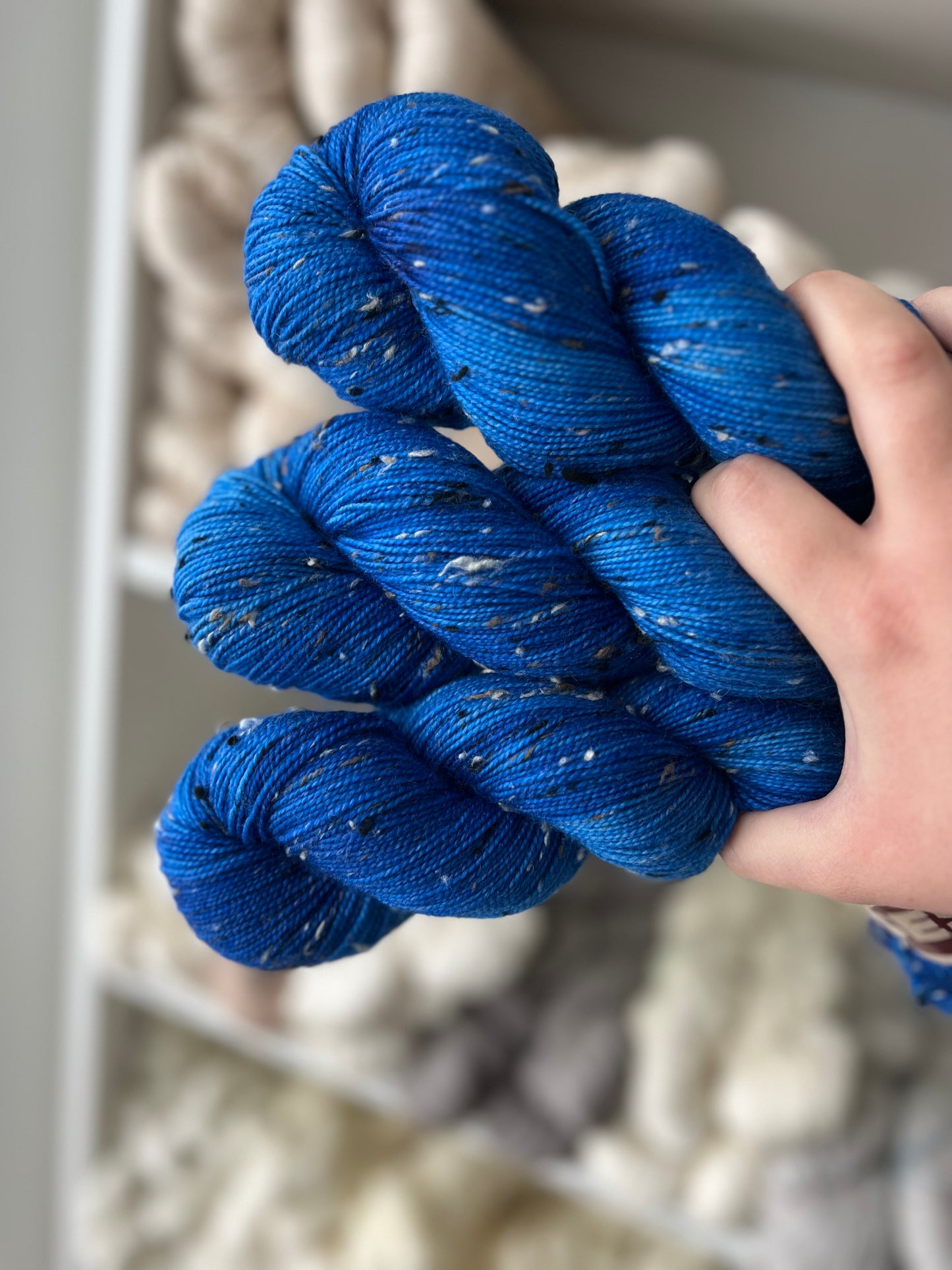Sekin Håndfarvet Donegal 100g - "Blue Owls"